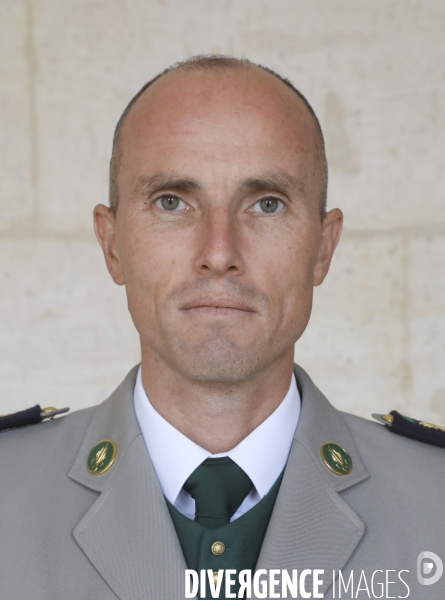 Le colonel christophe tritscher commande la legion etrangere a calvi