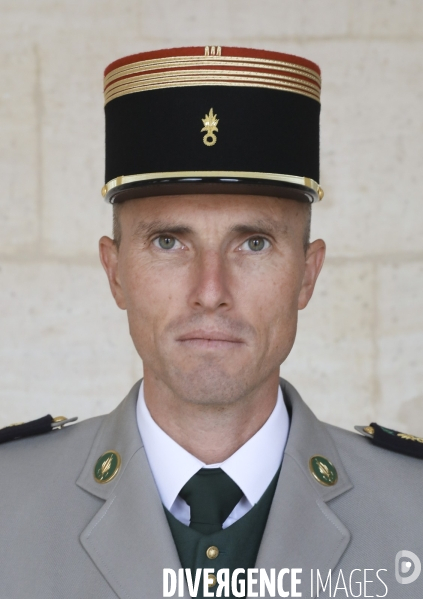 Le colonel christophe tritscher commande la legion etrangere a calvi