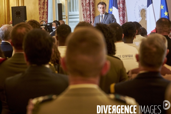 Discours le 14 juillet  du Président Emmanuel Macron aux armées