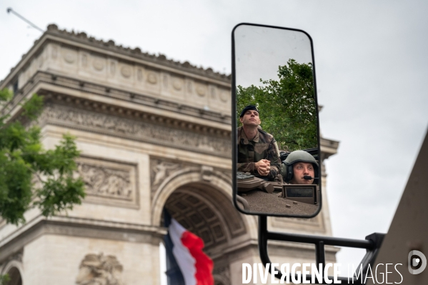 14 juillet. Défilé militaire.