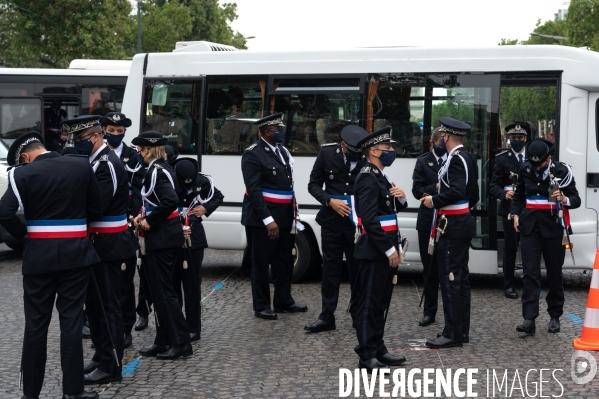 14 juillet. Défilé militaire.