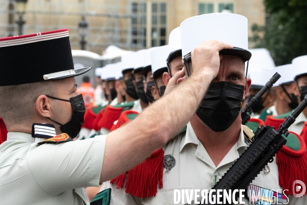 14 juillet. Défilé militaire.