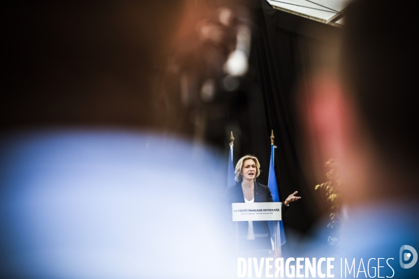 Meeting de campagne a la primaire de la droite de valerie pecresse