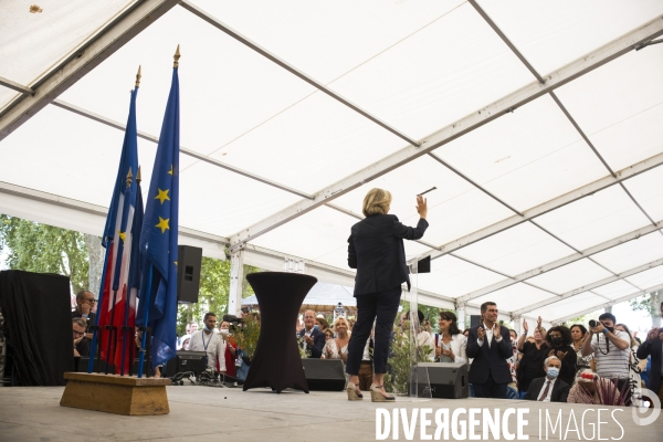 Meeting de campagne a la primaire de la droite de valerie pecresse