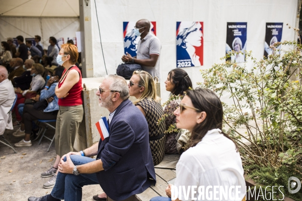 Meeting de campagne a la primaire de la droite de valerie pecresse