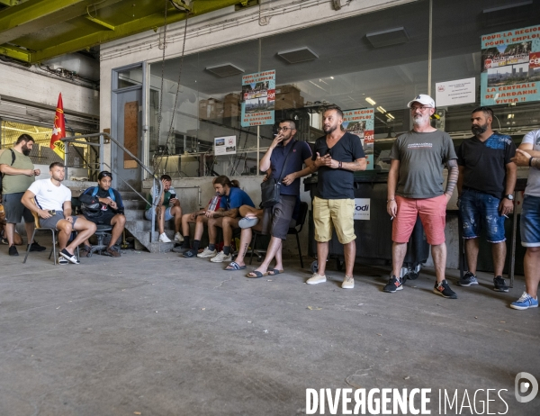 Réunion syndicale à la Centrale thermique de Gardanne.