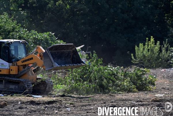 Destruction des jardins ouvriers d Aubervilliers
