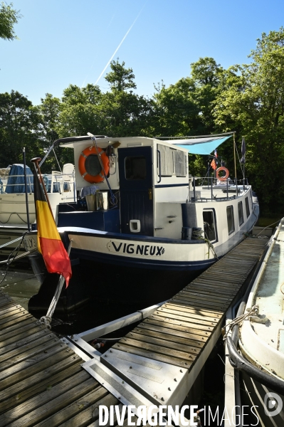 Copropriété flottante au Port de plaisance de Vigneux-sur-Seine