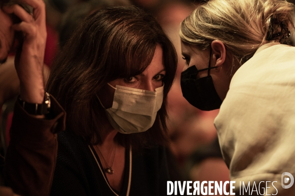 Anne Hidalgo à l université d été du PS.