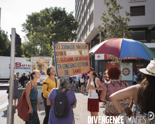 Manif de soutien au Pr Raoult devant l IHU