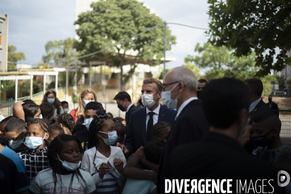 Macron à Mareille jour 2: Les écoles