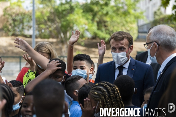 Macron à Mareille jour 2: Les écoles