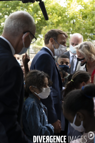 Macron à Mareille jour 2: Les écoles
