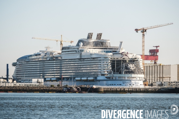 Illustration port de Saint Nazaire vu depuis la Loire