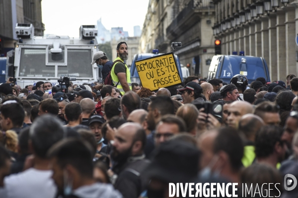 Manifestation contre le passe sanitaire QR code, à Paris le 11 septembre 2021. Demonstration against sanitary pass.