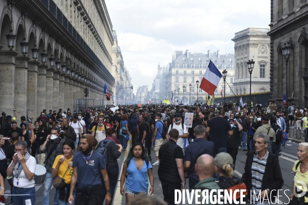 Manifestation contre le passe sanitaire QR code, à Paris le 11 septembre 2021. Demonstration against sanitary pass.