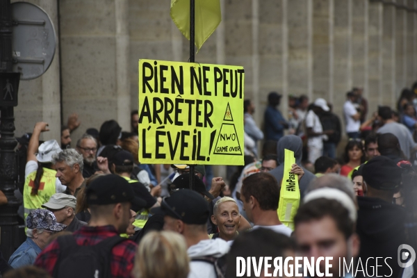 Manifestation contre le passe sanitaire QR code, à Paris le 11 septembre 2021. Demonstration against sanitary pass.