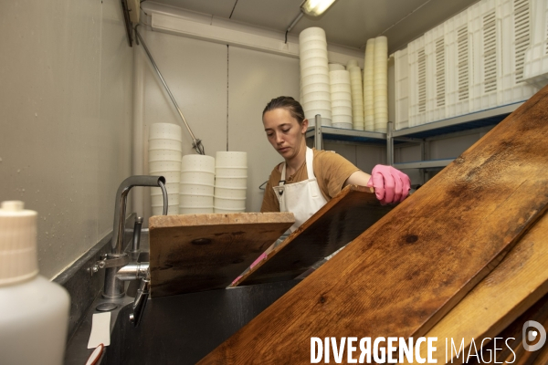 La dernière ferme fromagère de Ceillac.