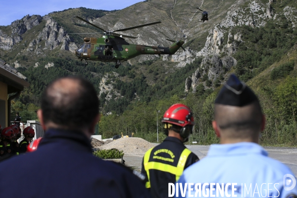 Visite du Président de la République Emmanuel Macron à Tende le 7/10/2020 après le passage de la tempête Alex qui a déclenché  un épisode méditerranéen inédit. Jusqu à 500 litres d eau au mètre carré tombés localement, 350 à Tende.