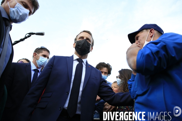 Visite du Président de la République Emmanuel Macron à Tende le 7/10/2020 après le passage de la tempête Alex qui a déclenché  un épisode méditerranéen inédit. Jusqu à 500 litres d eau au mètre carré tombés localement, 350 à Tende.