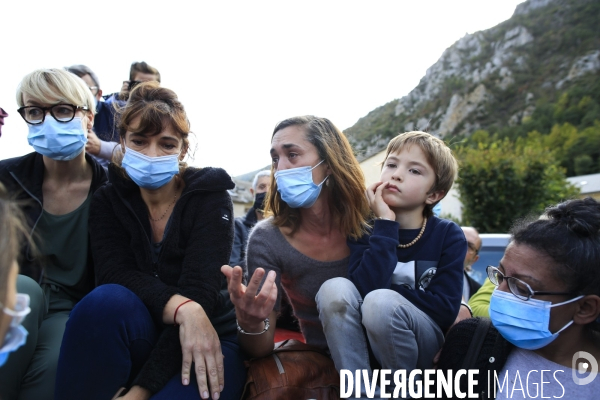 Visite du Président de la République Emmanuel Macron à Tende le 7/10/2020 après le passage de la tempête Alex qui a déclenché  un épisode méditerranéen inédit. Jusqu à 500 litres d eau au mètre carré tombés localement, 350 à Tende.