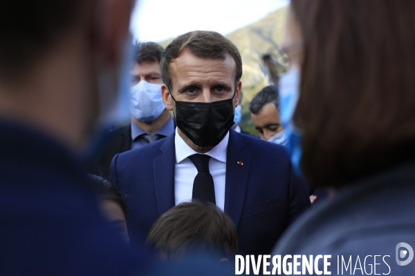 Visite du Président de la République Emmanuel Macron à Tende le 7/10/2020 après le passage de la tempête Alex qui a déclenché  un épisode méditerranéen inédit. Jusqu à 500 litres d eau au mètre carré tombés localement, 350 à Tende.