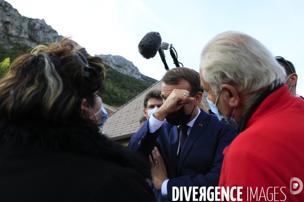 Visite du Président de la République Emmanuel Macron à Tende le 7/10/2020 après le passage de la tempête Alex qui a déclenché  un épisode méditerranéen inédit. Jusqu à 500 litres d eau au mètre carré tombés localement, 350 à Tende.