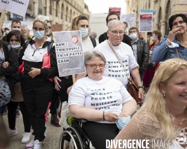 Manif Déconjugalisation AAH