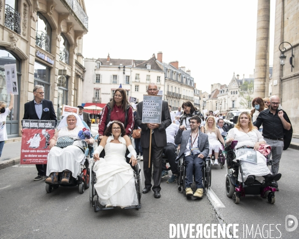 Manif Déconjugalisation AAH