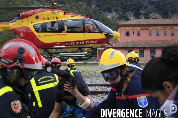 Au lendemain du passage de la tempête Alex le 2/10/2020 un pont aérien est mis en oeuvre pour évacuer les sinistrés et acheminer vivres et matériels. Environ 30 hélicoptères et 300 rotations quotidienne