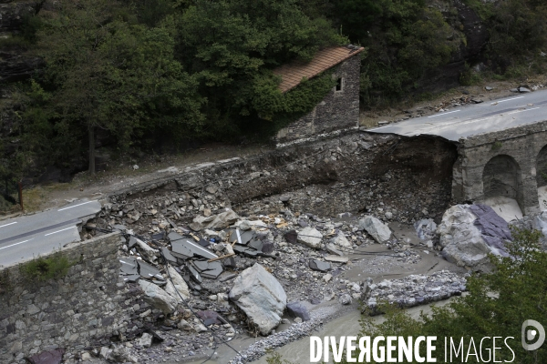 Vallée de la Roya le 07/10/2020 aspect de la route internationale reliant Cuneo à Vintimille entre Fontan et Tende.En date de septembre 2021 c est 350 millions d euro qui ont ete investi pour la reconstruction de la route  environ  200 zones de travaux 