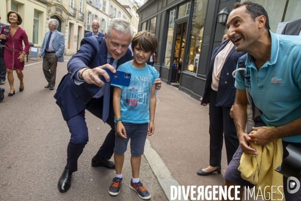 Bruno LE MAIRE et Alain GRISET chez les commerçants de Saint-Germain-en-Laye