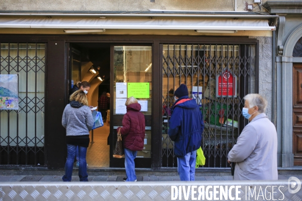 Tende le 26/11/2020  la distibution de nourriture par la banque alimentaire n est assurée que 3 jours par semaine dorenavant.