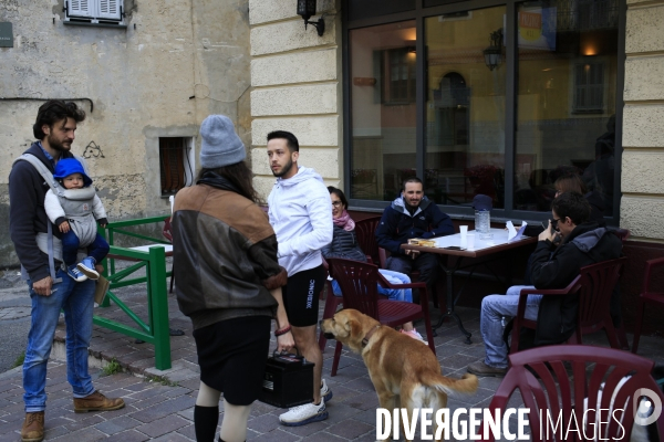 Tende le 10/10/2020 au bar des Sports des habitants de Tende.