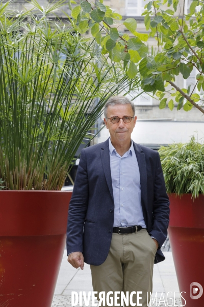 Pierre hurmic maire de bordeaux
