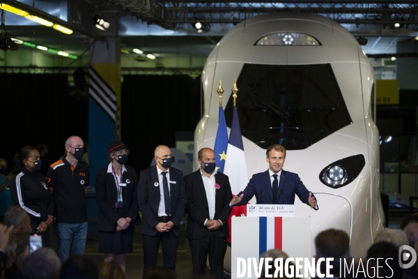 Emmanuel MACRON pour le dévoilement du nouveau TGV M