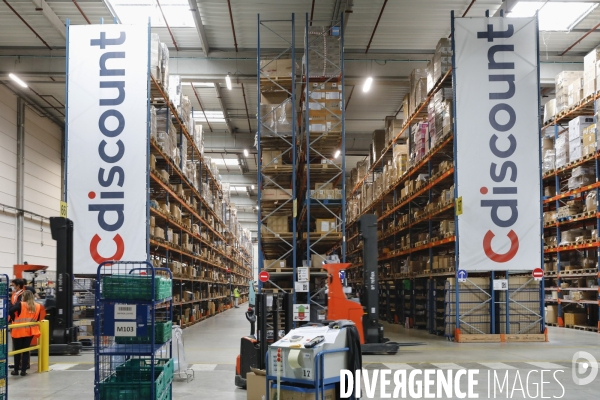 Gestion de picking avec les robots Skypod dans les Entrepôt Cdiscount