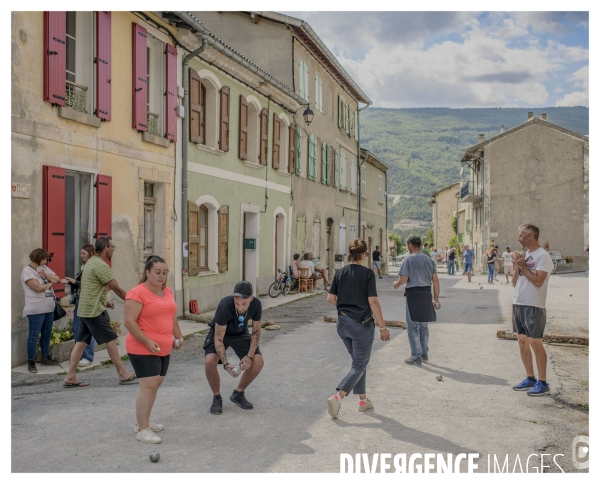 Le long de la Transbassealpine Digne-Nice ( la fin de l été )