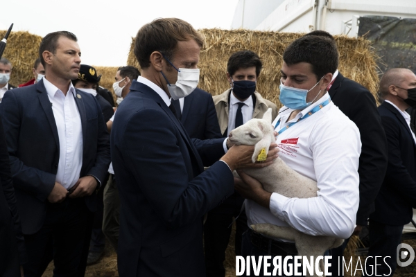 Macron au salon des jeunes agriculteurs