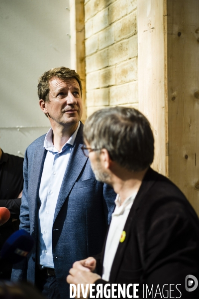 Yannick Jadot visite Cycle terre à Sevran.