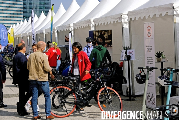 Mobilité douce à Paris la Défense