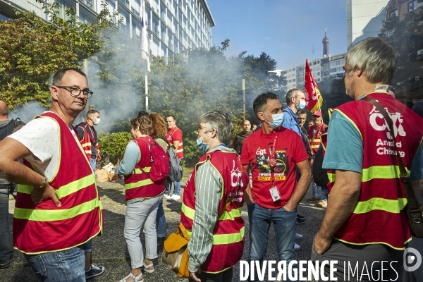 Naval Group - Manifestation CGT pour un treizieme mois