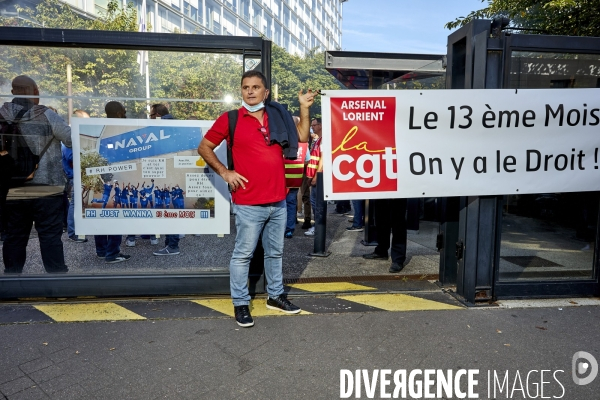 Naval Group - Manifestation CGT pour un treizieme mois