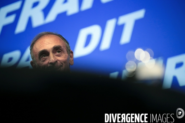 Nice le 18/09/2021 Eric Zemmour en visite à Nice et de ses lecteurs sur la scene du palais des Congres.