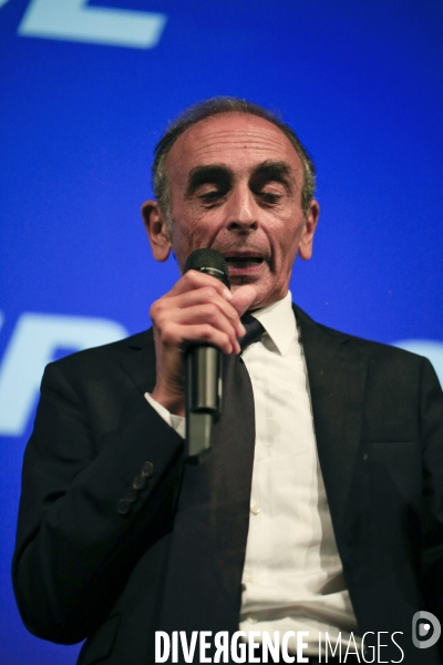 Nice le 18/09/2021 Eric Zemmour en visite à Nice et de ses lecteurs sur la scene du palais des Congres.