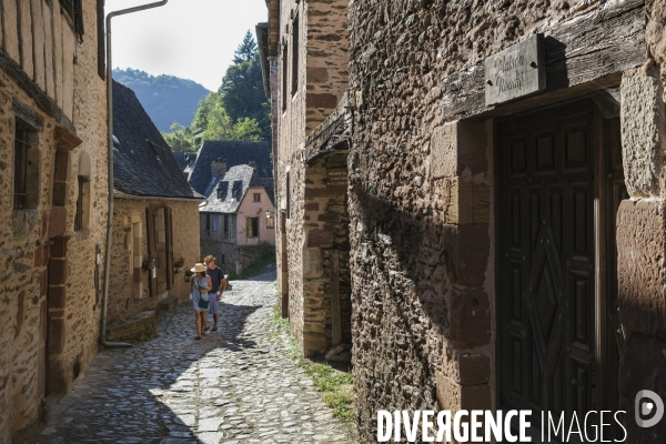 Ruelles à Conques dans l Aveyron