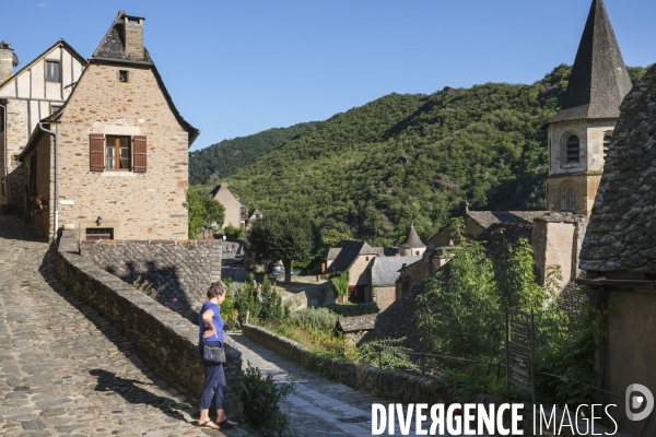 Ruelles à Conques dans l Aveyron