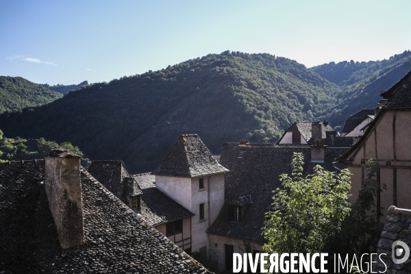 Ruelles à Conques dans l Aveyron