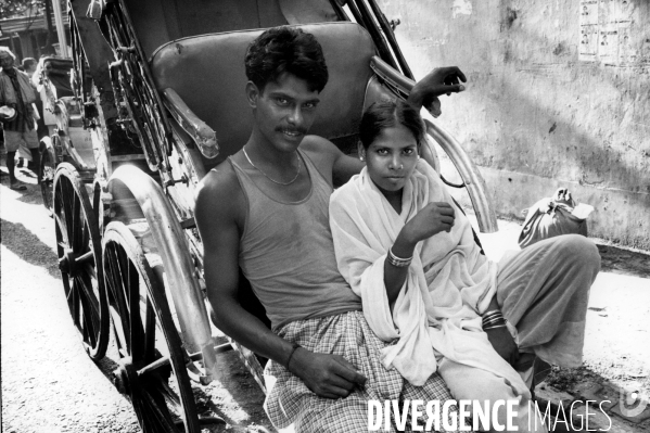 Les « hommes chevaux » de Calcutta, derniers rickshaws humains de la planète