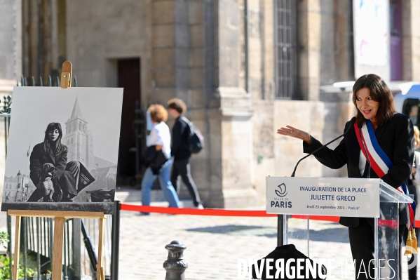 Anne hidalgo inaugure la place Juliette gréco